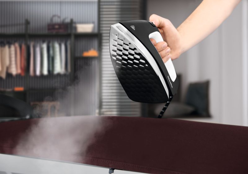 Miele - B 4847 FashionMaster Roșu zmeură Tay – Aparate de călcat - 3